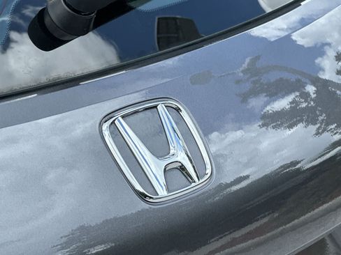 Used 2025 Honda HR-V LX image 10