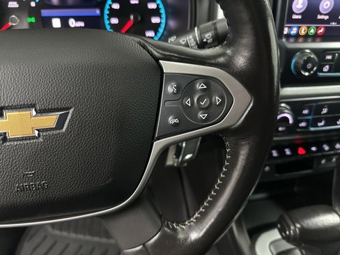 Used 2020 Chevrolet Colorado ZR2 w/ ZR2 Dusk Special Edition image 16