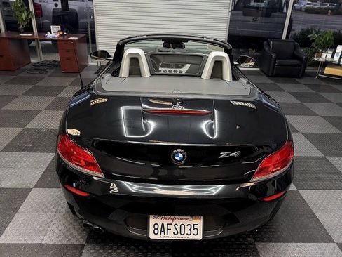 Used 2015 BMW Z4 sDrive28i RWD image 21