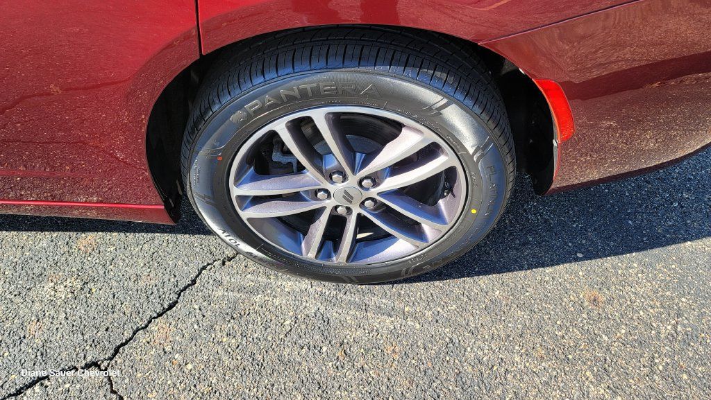 Used 2018 Dodge Charger GT AWD/4WD image 8