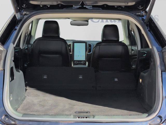 Certified 2021 Ford Edge Titanium w/ Equipment Group 301A AWD/4WD image 5