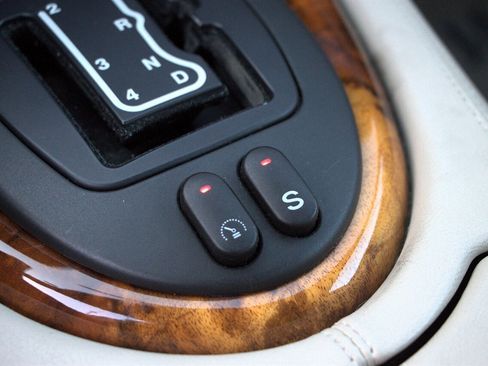 Used 1998 Jaguar XK8 Coupe RWD image 16