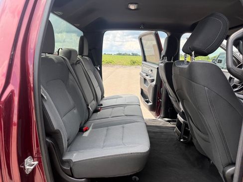 Used 2021 RAM 1500 Big Horn AWD/4WD image 19