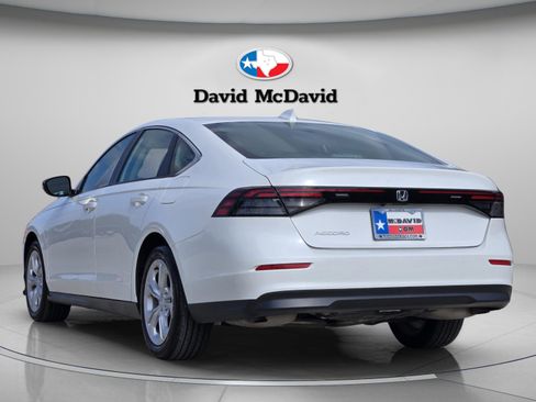 Used 2025 Honda Accord LX image 4
