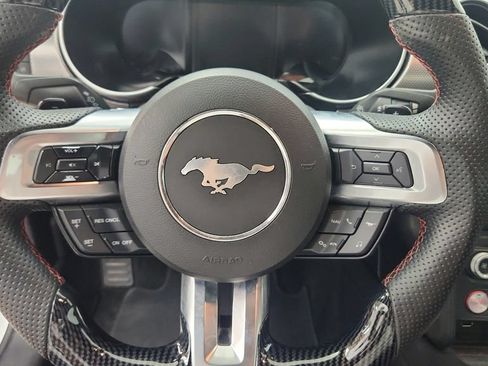 Used 2018 Ford Mustang GT RWD image 33