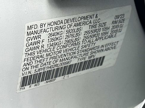 Used 2024 Acura MDX A-Spec image 31