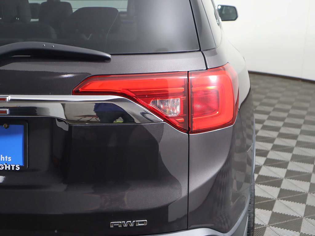 Used 2019 GMC Acadia SLT AWD/4WD image 16