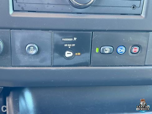 Used 2025 Chevrolet Express 3500 w/ Driver Convenience Package image 17