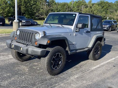 Used 2009 Jeep Wrangler X AWD/4WD image 3