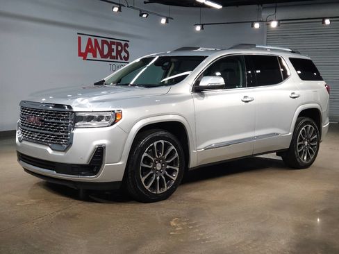 Used 2020 GMC Acadia Denali w/ Trailering Package AWD/4WD image 3
