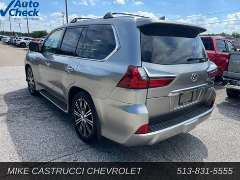 Used 2018 Lexus LX 570 4WD w/ Luxury Package image 4