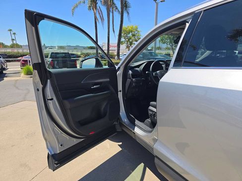 Certified 2026 Toyota Grand Highlander FWD image 22