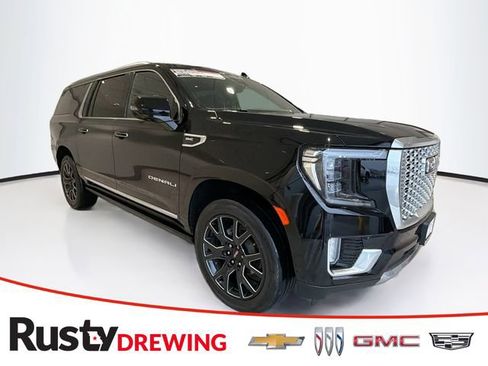 Used 2023 GMC Yukon XL Denali w/ Denali Reserve Package image 1