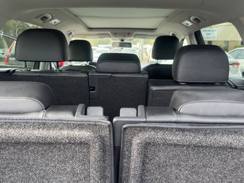 Used 2020 Volkswagen Tiguan SE w/ Panoramic Sunroof Package image 20