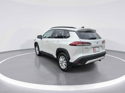 Certified 2026 Toyota Corolla Cross LE AWD/4WD image 6