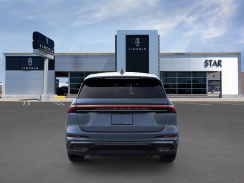 New 2026 Lincoln Nautilus Premier w/ Jet Appearance Package AWD/4WD image 5