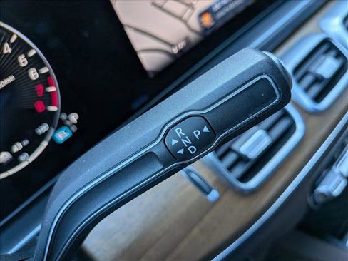 Used 2024 Mercedes-Benz GLE 450e GLE 450e Plug-In Hybrid image 16