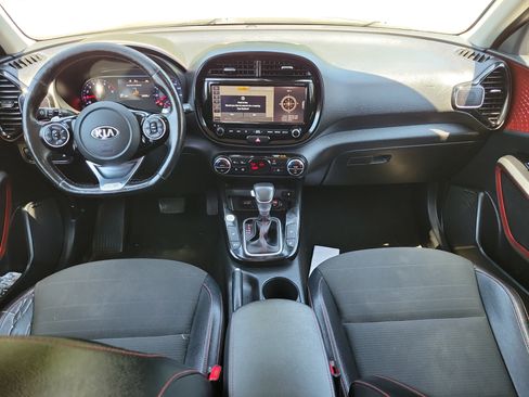 Used 2020 Kia Soul GT-Line Turbo FWD image 11