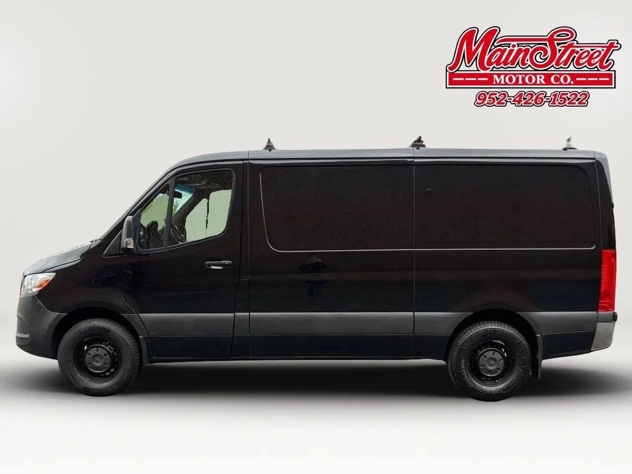 Used 2021 Mercedes-Benz Sprinter 2500 w/ Driver Convenience Package image 4