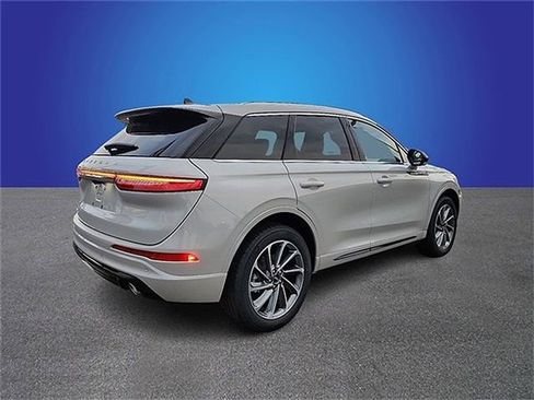 New 2024 Lincoln Corsair Grand Touring AWD/4WD image 3