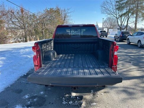 Used 2021 Chevrolet Silverado 1500 LT Trail Boss w/ Convenience Package II image 16