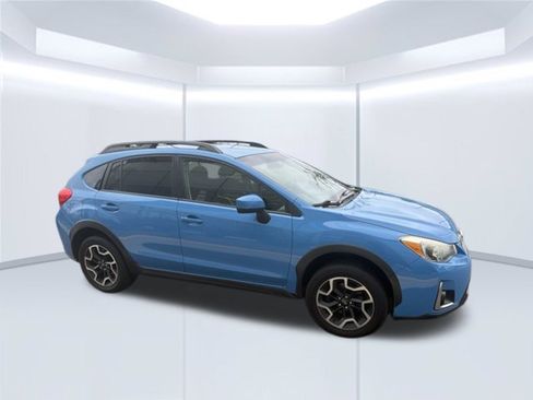 Used 2017 Subaru Crosstrek 2.0i Premium AWD/4WD image 16