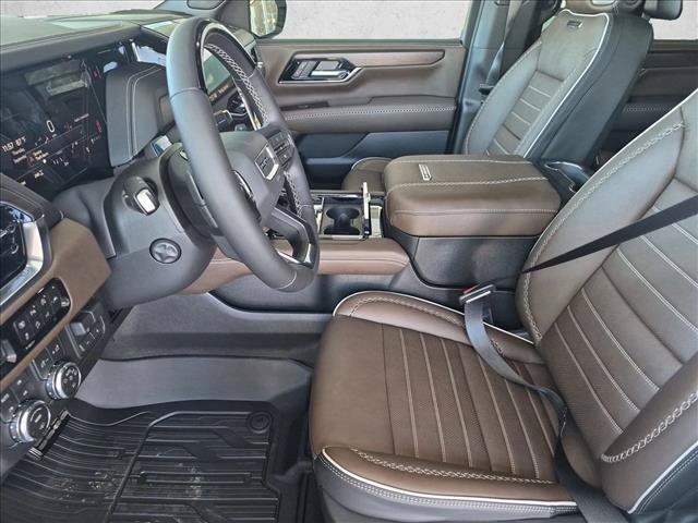 New 2026 GMC Yukon XL Denali Ultimate w/ LPO, Floor Liner Package AWD/4WD image 4