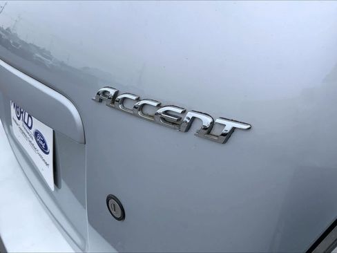 Used 2008 Hyundai Accent GS image 10