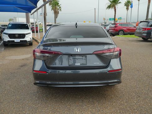 Used 2025 Honda Civic Sport Touring image 6