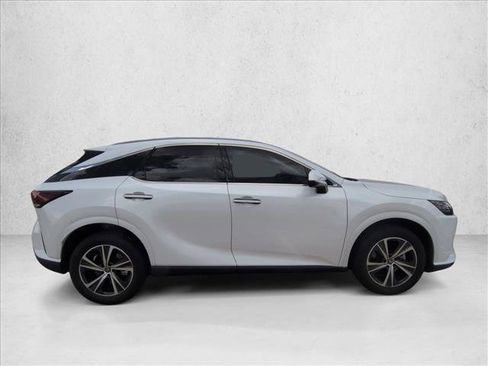 Used 2023 Lexus RX 350 Premium w/ Cold Area Package FWD image 4