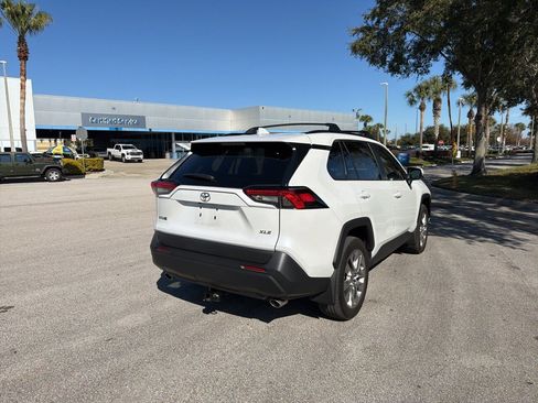Used 2025 Toyota RAV4 XLE Premium image 5