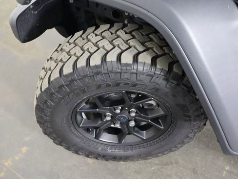 Used 2024 Jeep Wrangler Unlimited AWD/4WD image 42