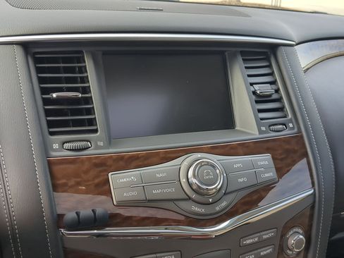 Used 2019 Nissan Armada SL w/ Premium Package image 16