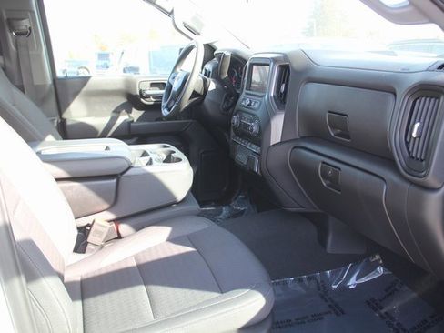 Used 2023 Chevrolet Silverado 1500 Custom Trail Boss image 30