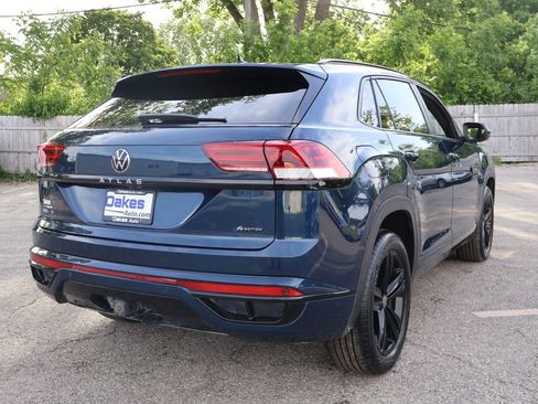 Used 2023 Volkswagen Atlas Cross Sport SEL AWD/4WD image 8