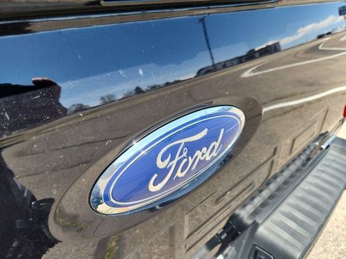 Used 2022 Ford F150 XLT w/ Equipment Group 302A High AWD/4WD image 16