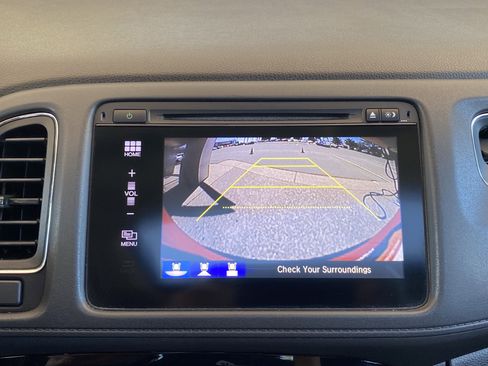 Used 2017 Honda HR-V EX image 4