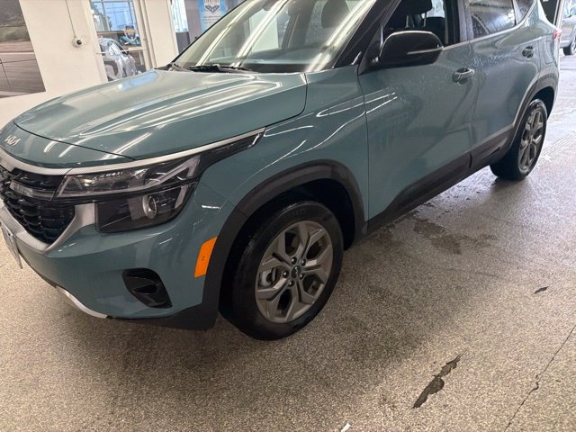 Certified 2024 Kia Seltos S AWD/4WD image 3