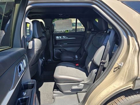 New 2026 Ford Explorer ST w/ Sun And Sound Package AWD/4WD image 12