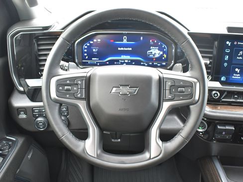 Used 2023 Chevrolet Silverado 1500 LT Trail Boss w/ LT Trail Boss Premium Package image 21