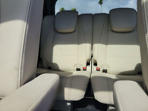 Certified 2025 Mercedes-Benz GLS 450 4MATIC image 14