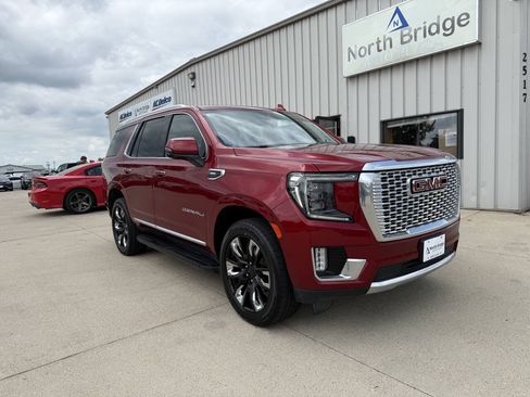 Used 2023 GMC Yukon Denali AWD/4WD image 1