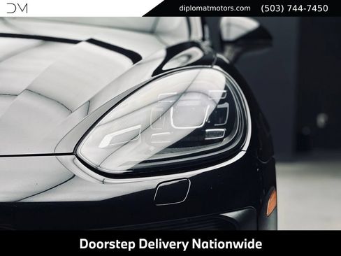 Used 2015 Porsche Cayenne Turbo AWD/4WD image 13