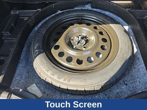 Used 2022 Ford Escape Titanium w/ Class II Trailer Tow Package image 25