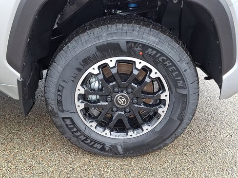 New 2026 Toyota Tundra SR5 image 8