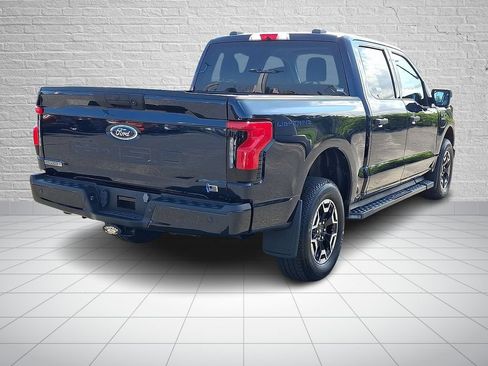 Used 2023 Ford F150 Lightning XLT AWD/4WD image 4