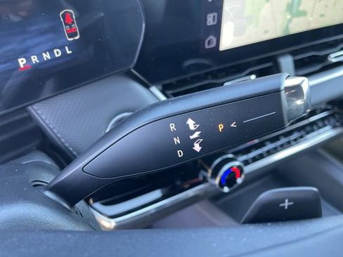 New 2026 Chevrolet Equinox LT w/ Convenience Package II image 20