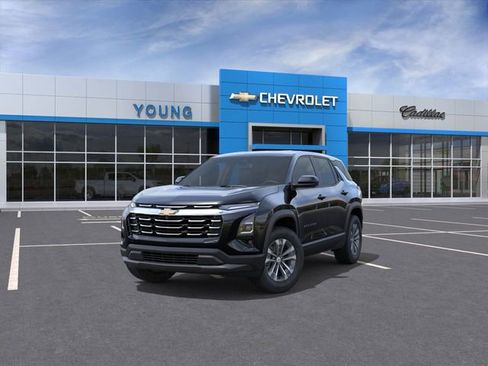 New 2026 Chevrolet Equinox LT w/ Convenience Package II FWD image 8