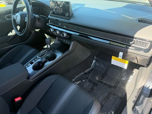 New 2026 Honda Civic Sport image 27