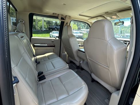 Used 2008 Ford F450 Lariat AWD/4WD image 9